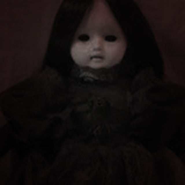 黒い人形