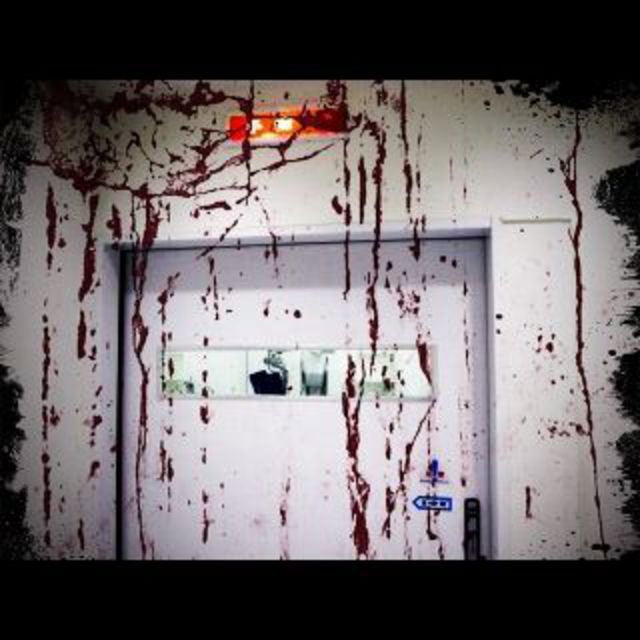 血塗られた手術室