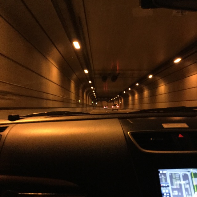 某有名トンネル