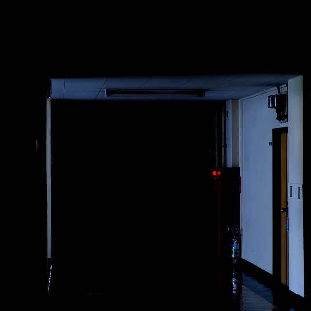 夜中の廊下